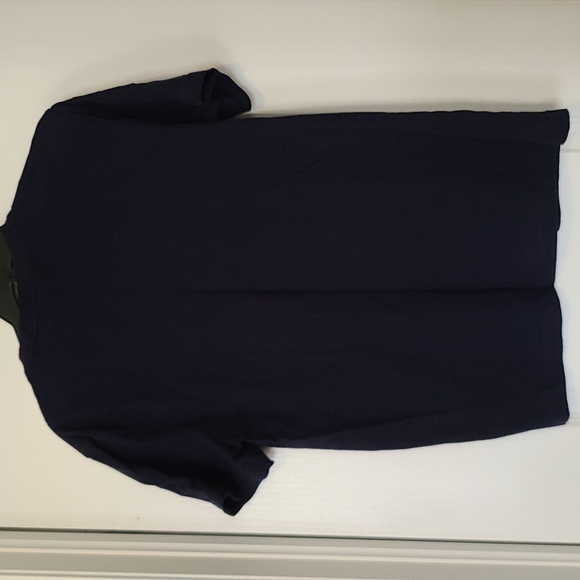 Gap tshirt/Peace symbol - Picture 5 of 8